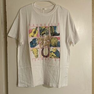 Nashville Tennessee oversized Tshirt brand new